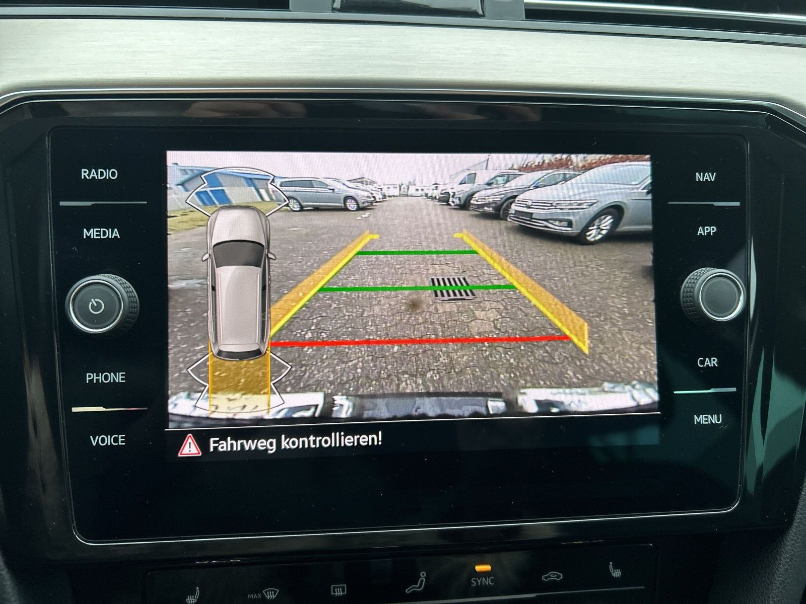 Volkswagen - Passat Variant_24