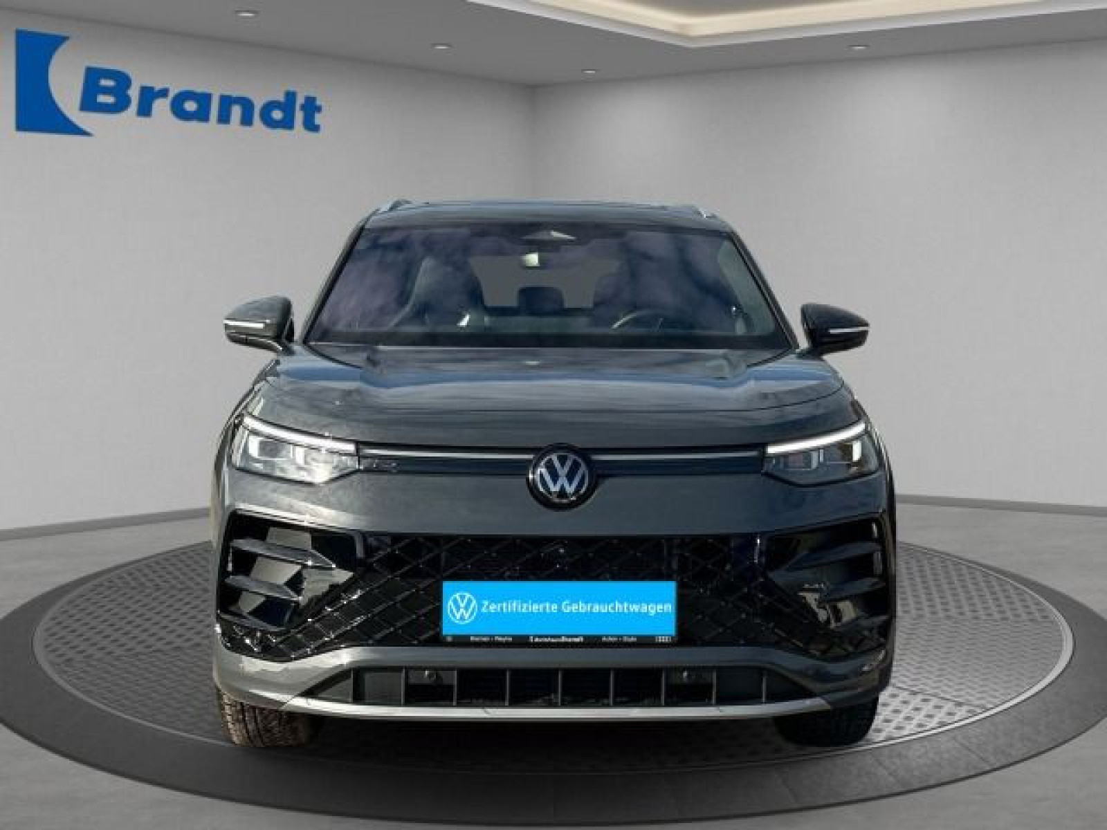 Volkswagen - Tayron_4