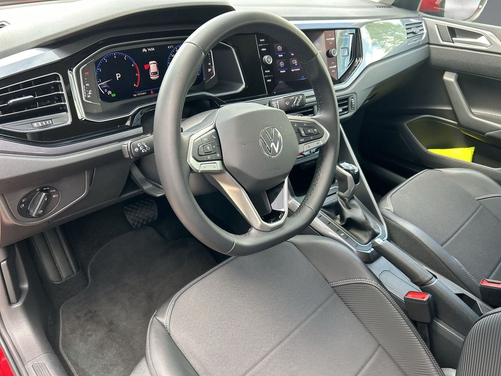 Volkswagen - Taigo_9