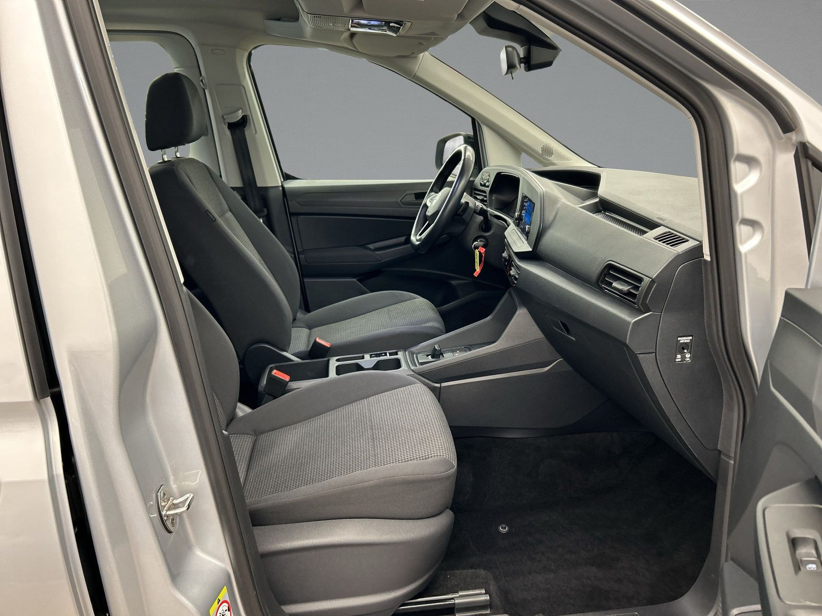 Volkswagen - Caddy_9