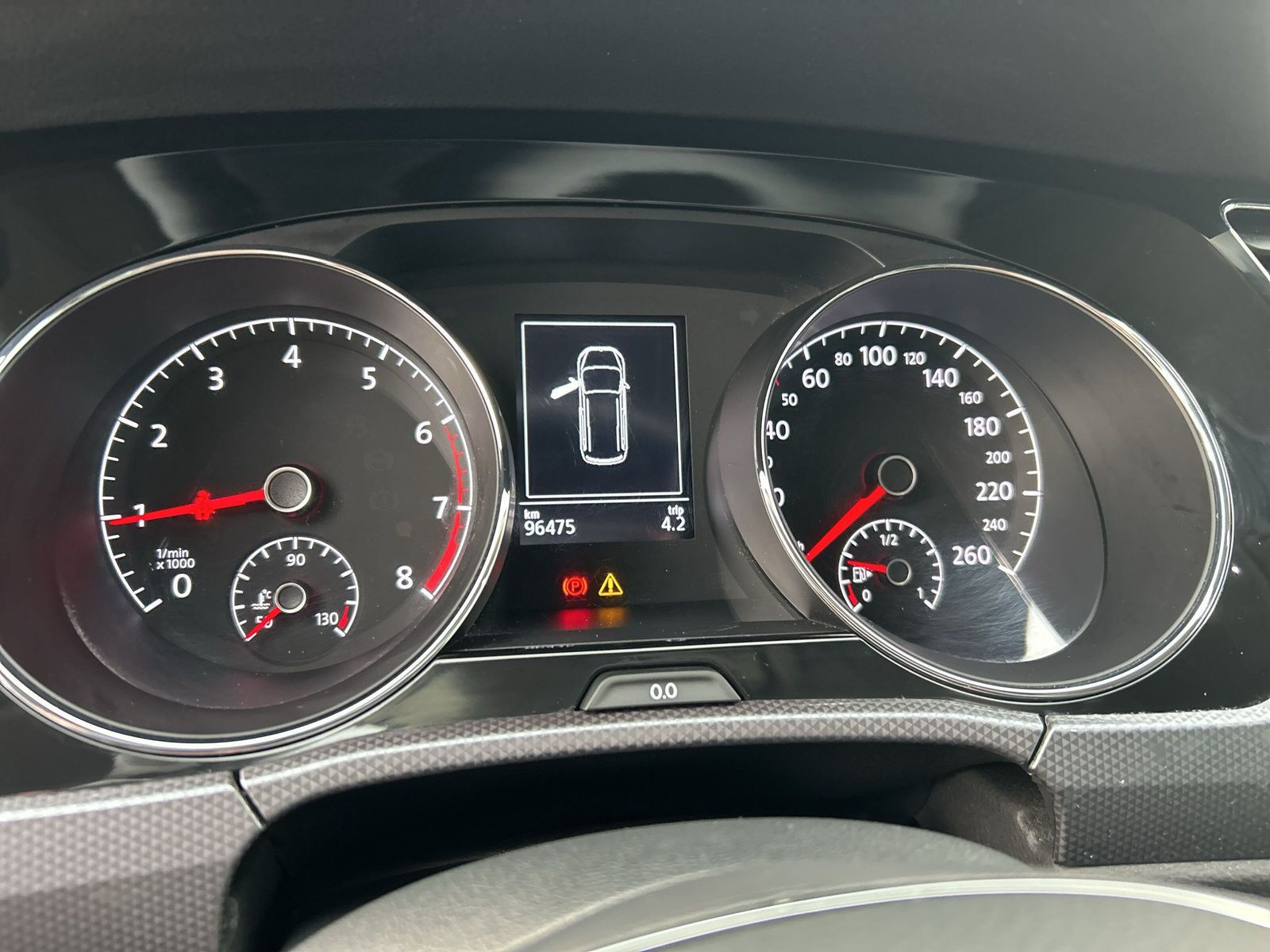 Volkswagen - Touran_20