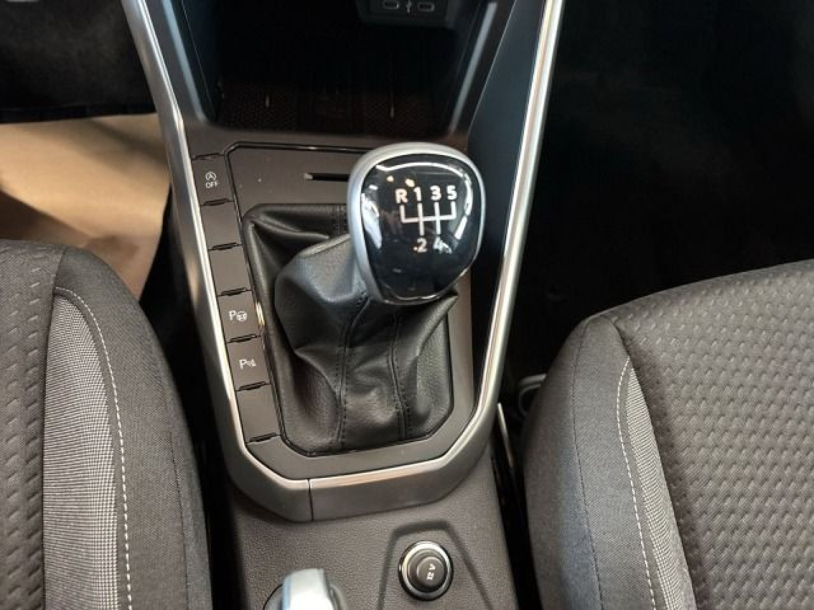 Volkswagen - Polo_15