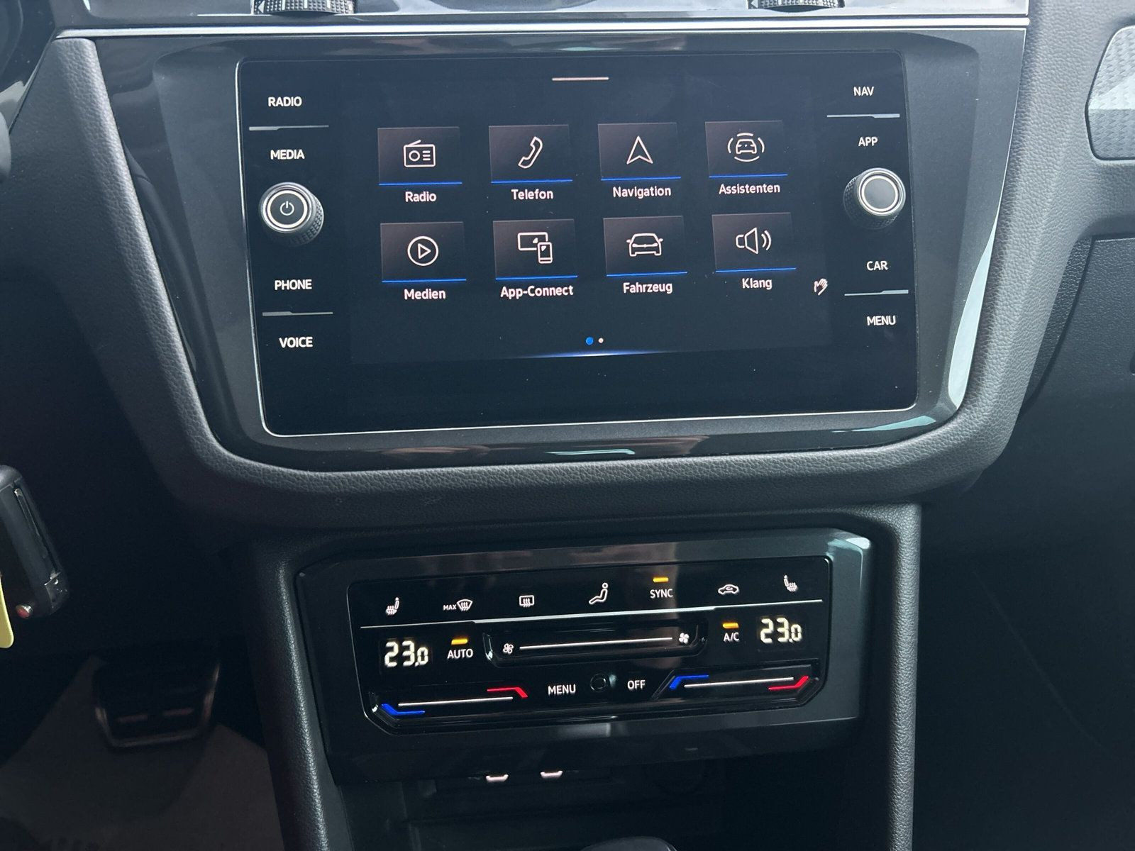 Volkswagen - Tiguan_16