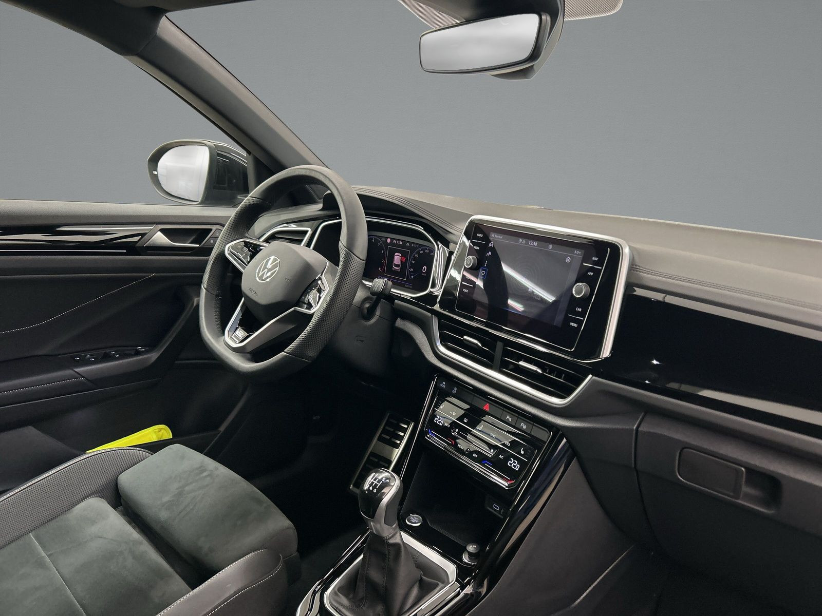 Volkswagen - T-Roc_14