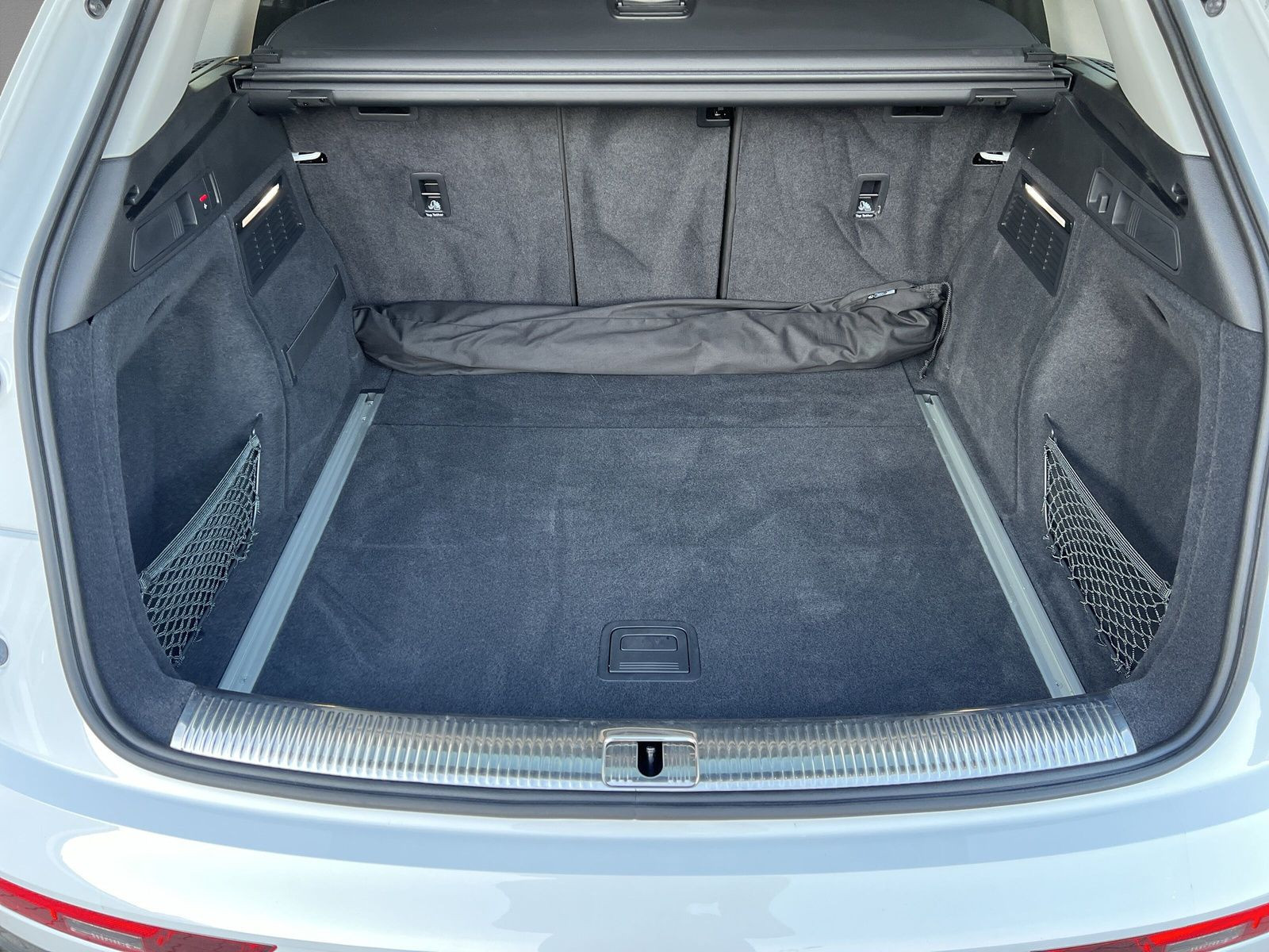 Audi - Q5_9