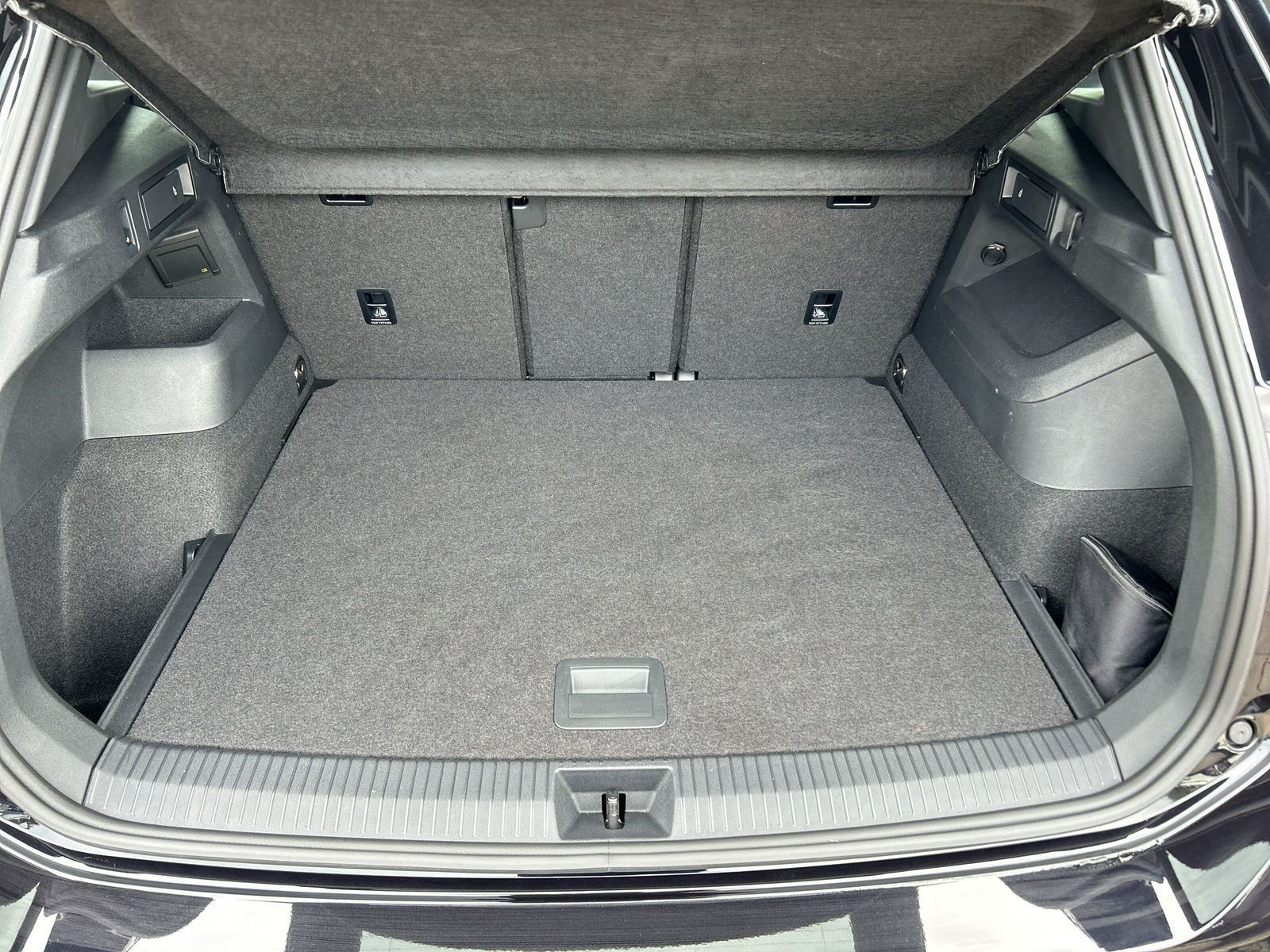 Volkswagen - Tiguan_12