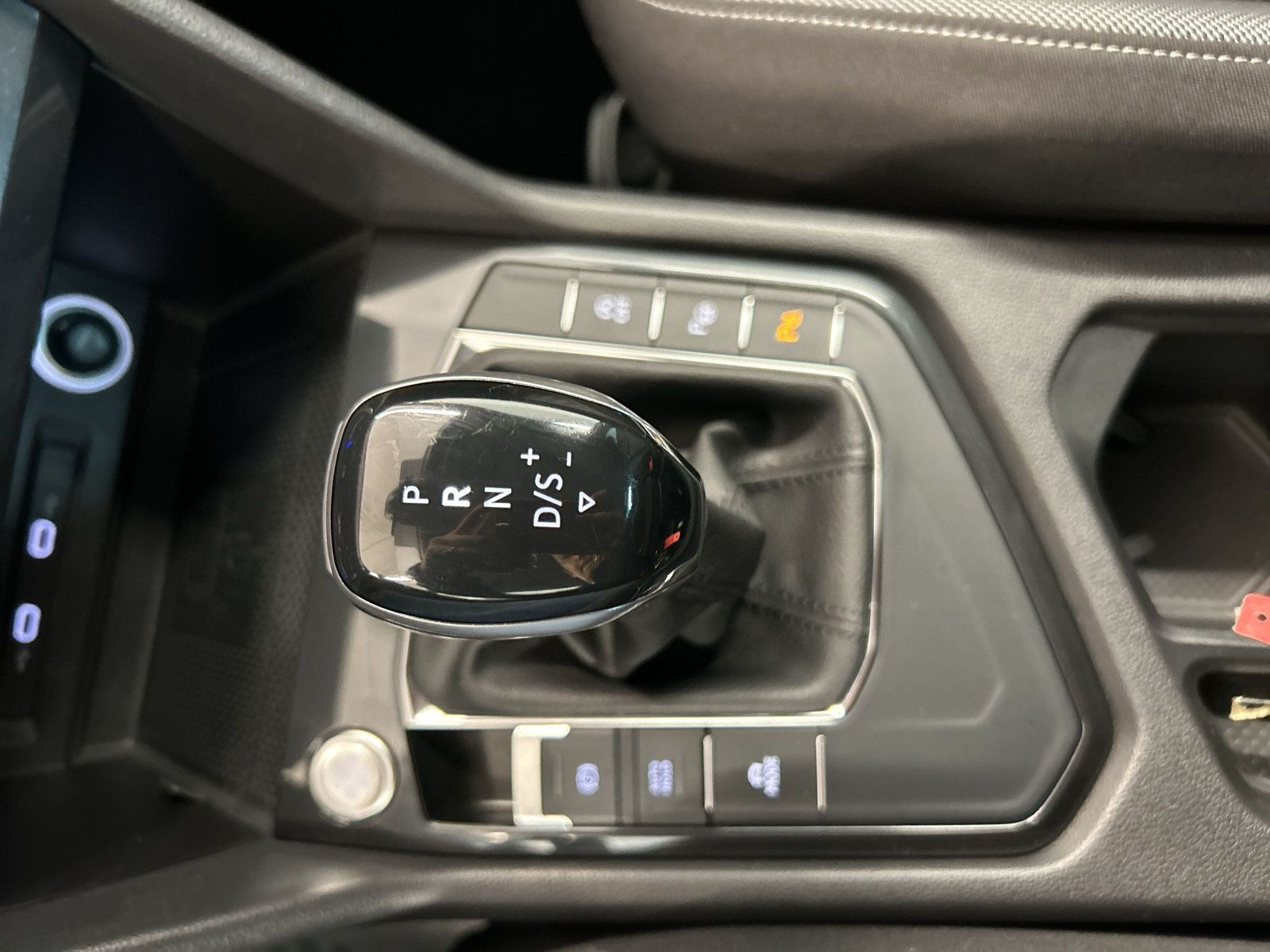 Volkswagen - Tiguan_15