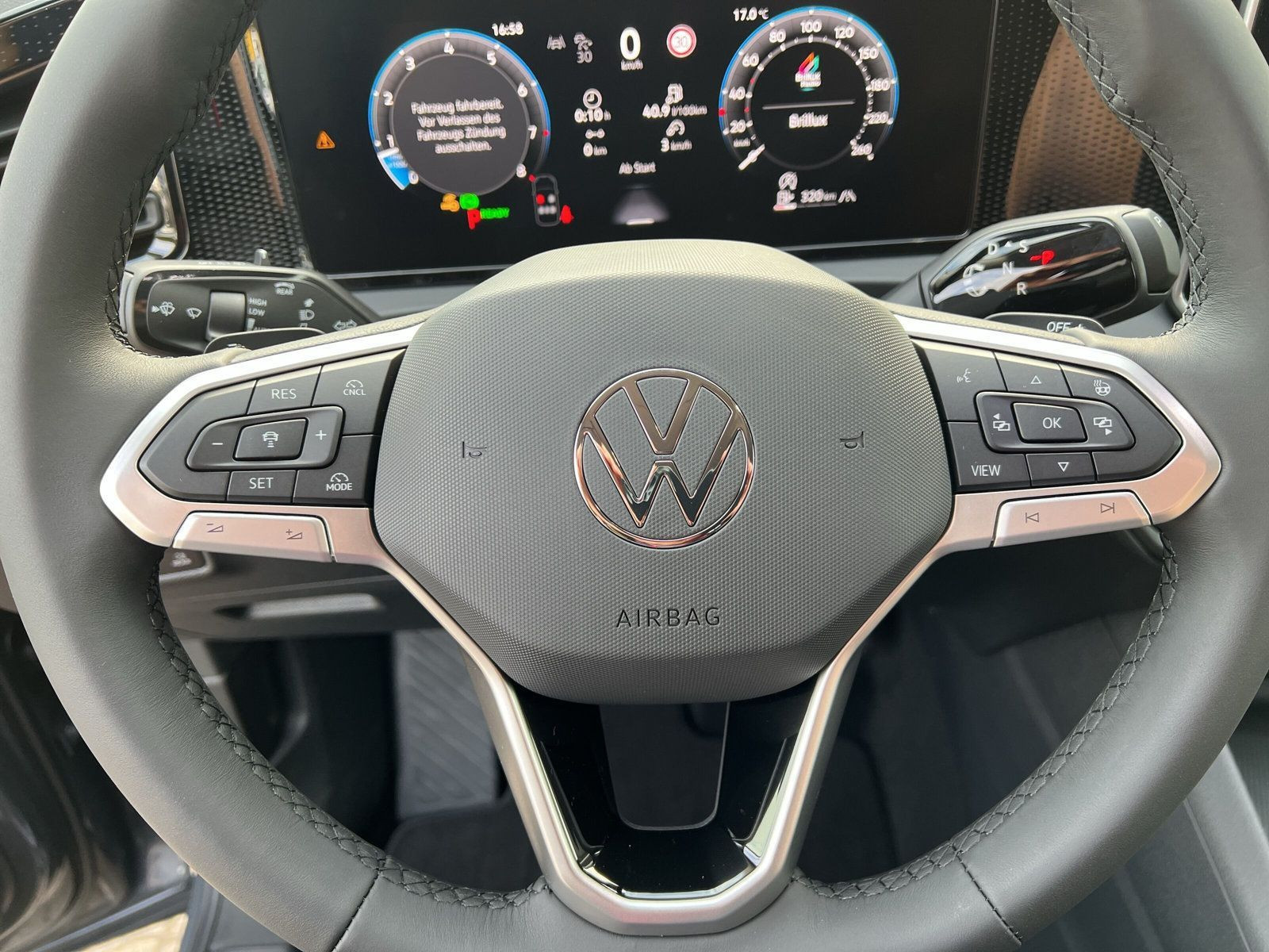 Volkswagen - Tiguan_25