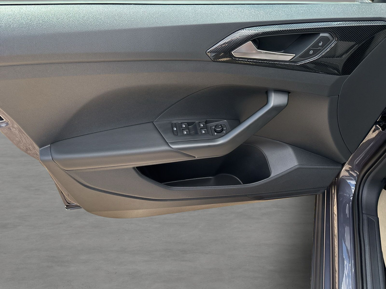 Volkswagen - T-Cross_21